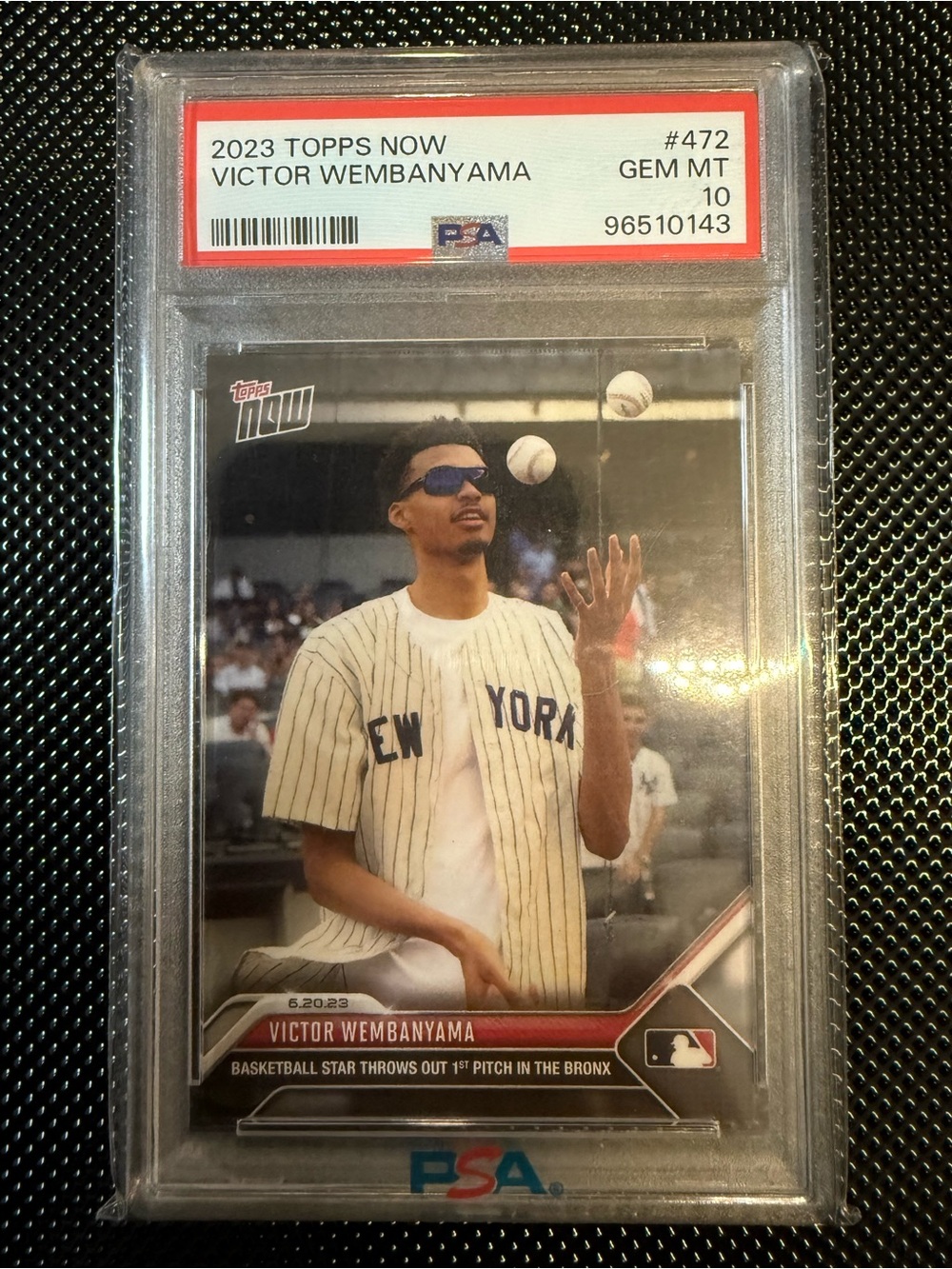 Topps Now Victor Wembanyama Baseball Card - White/Red/Blue